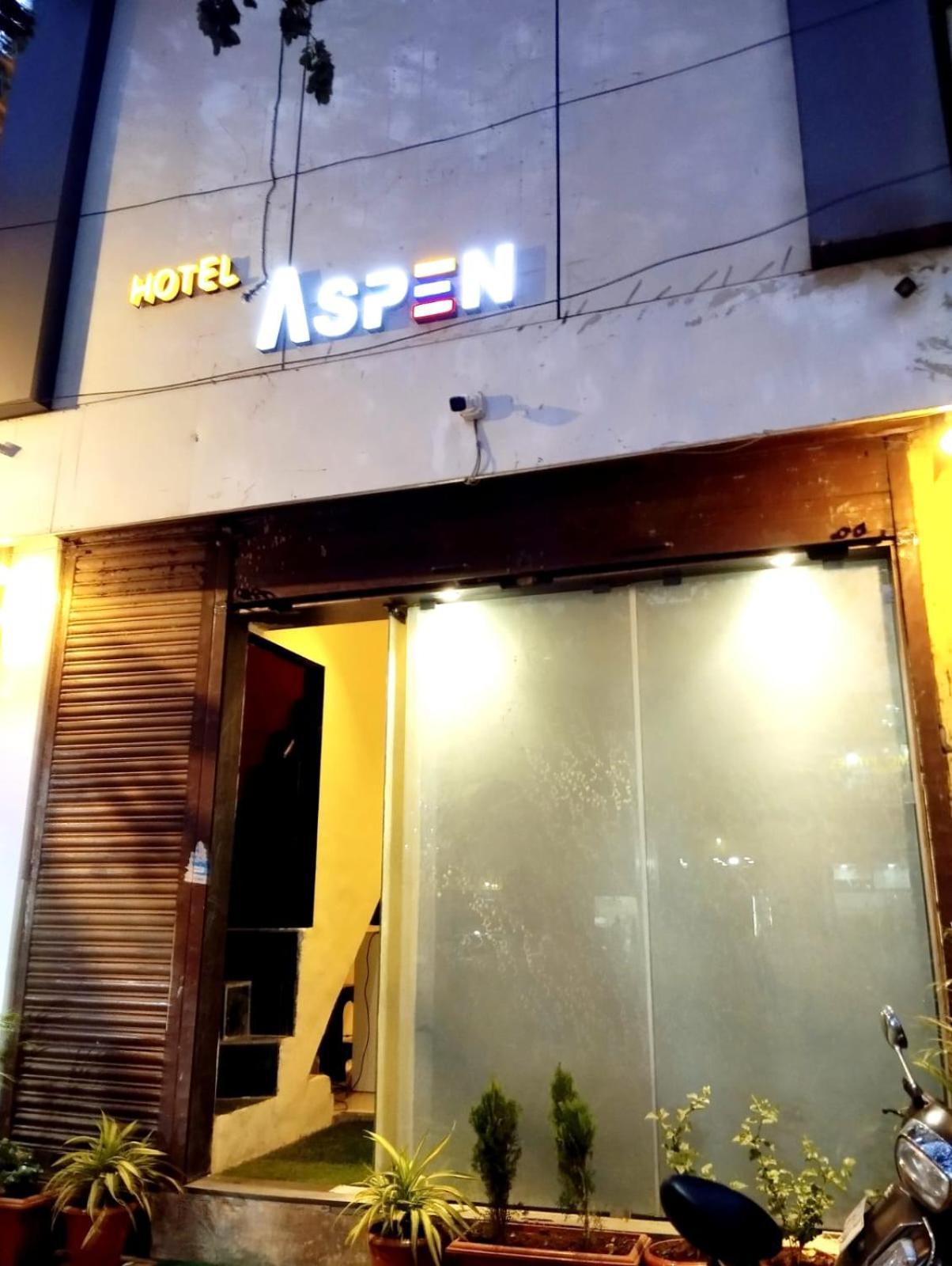 Hotel Aspen Mumbai Ngoại thất bức ảnh
