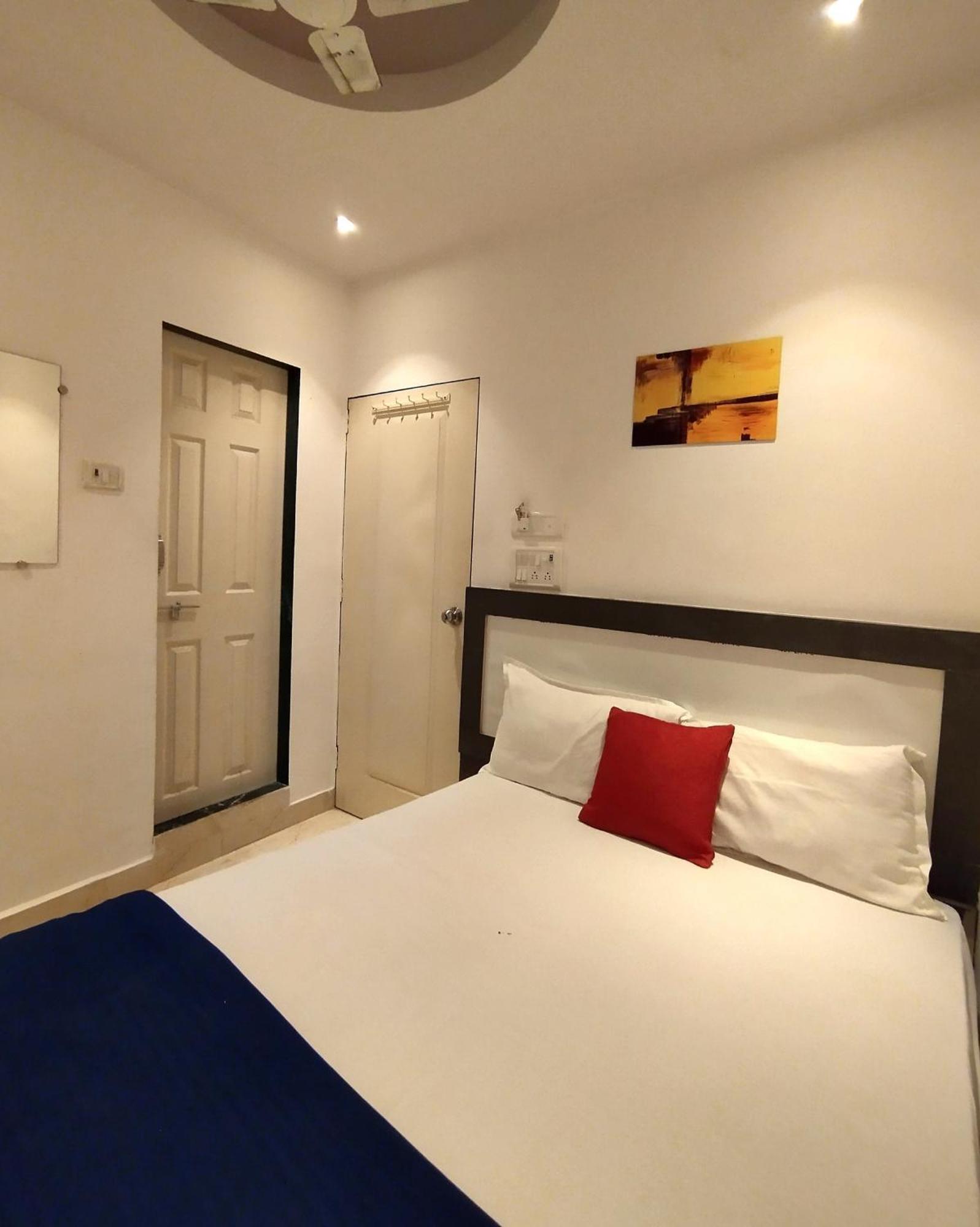 Hotel Aspen Mumbai Ngoại thất bức ảnh