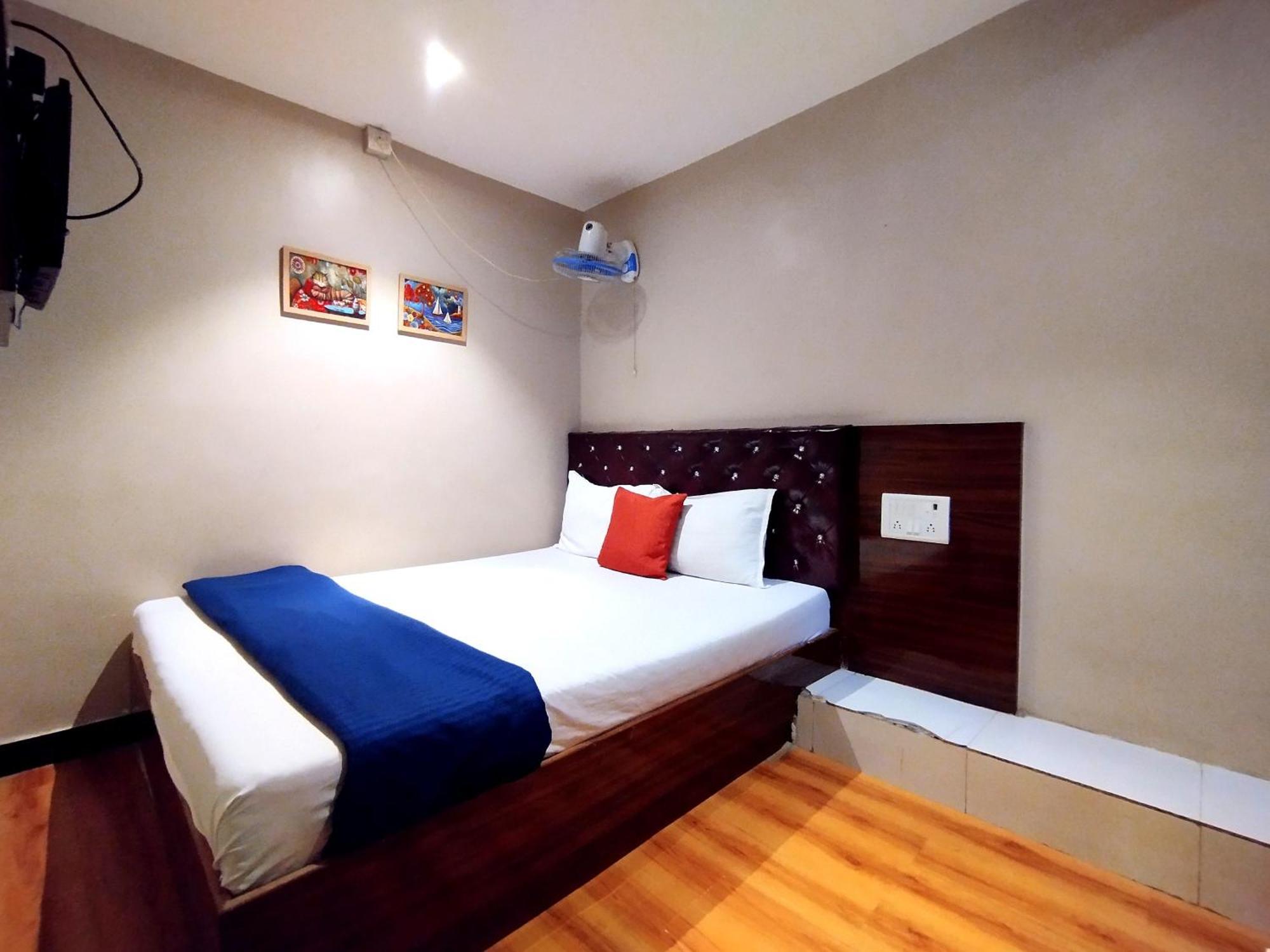 Hotel Aspen Mumbai Ngoại thất bức ảnh
