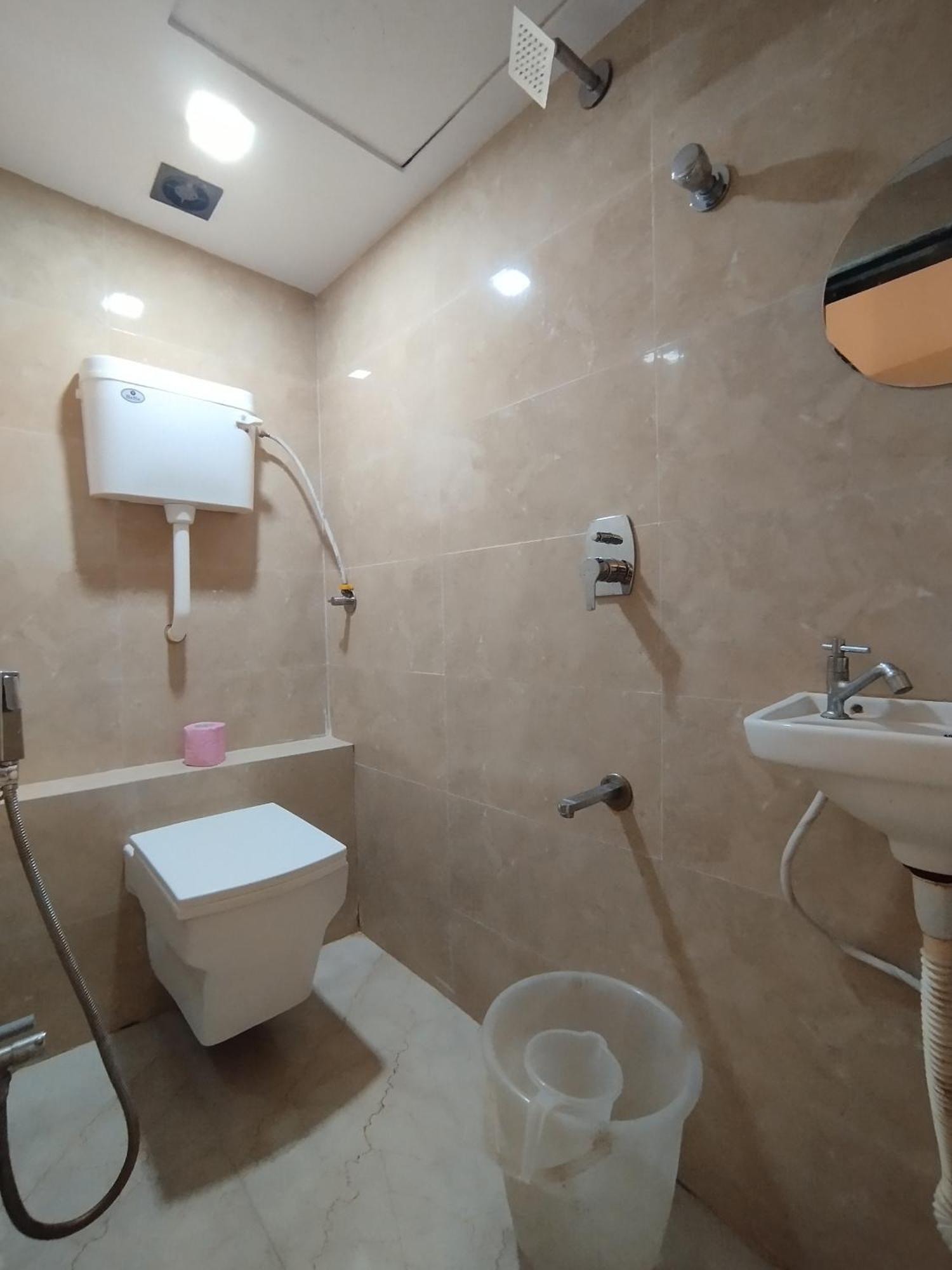 Hotel Aspen Mumbai Ngoại thất bức ảnh